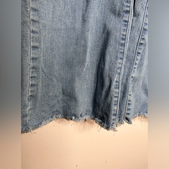 Levi’s women’s 726 flare jeans.  Size 34 - Picture 4 of 10